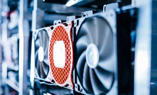 ​比特币剑指1.9万美元，矿机供不应求，不买矿机能参与挖矿吗？1